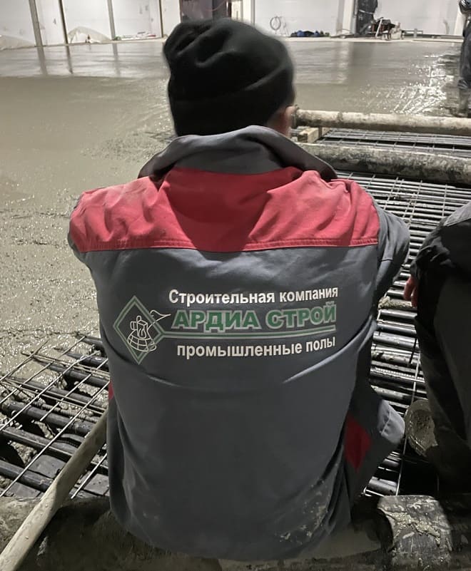 Монтажник пола